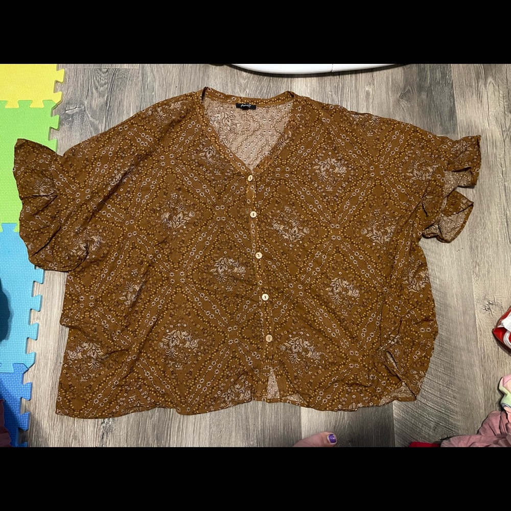 Oodi Boutique Button Up Blouse